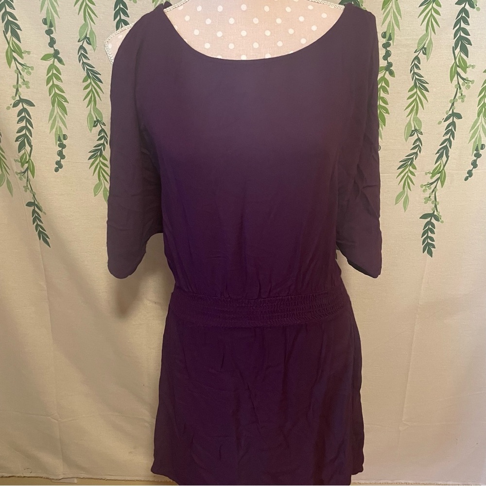 Size M Purple Paisley & Ivy Open Shoulder Dress D2